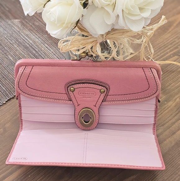 ON HOLD FOR BG/Do Not Purchase-  Coach Gigi Kisslock Framed Wallet French Purse - Picture 5 of 10